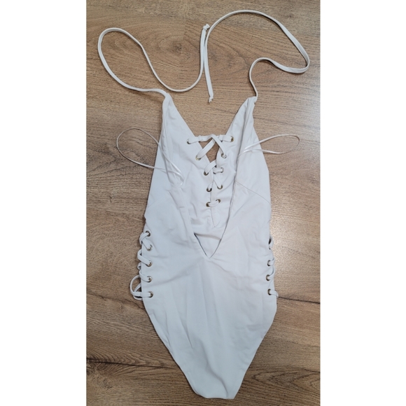 Mango White Laced Body Suit Size Small - Picture 4 of 5